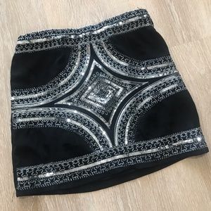 Forever 21 holiday skirt